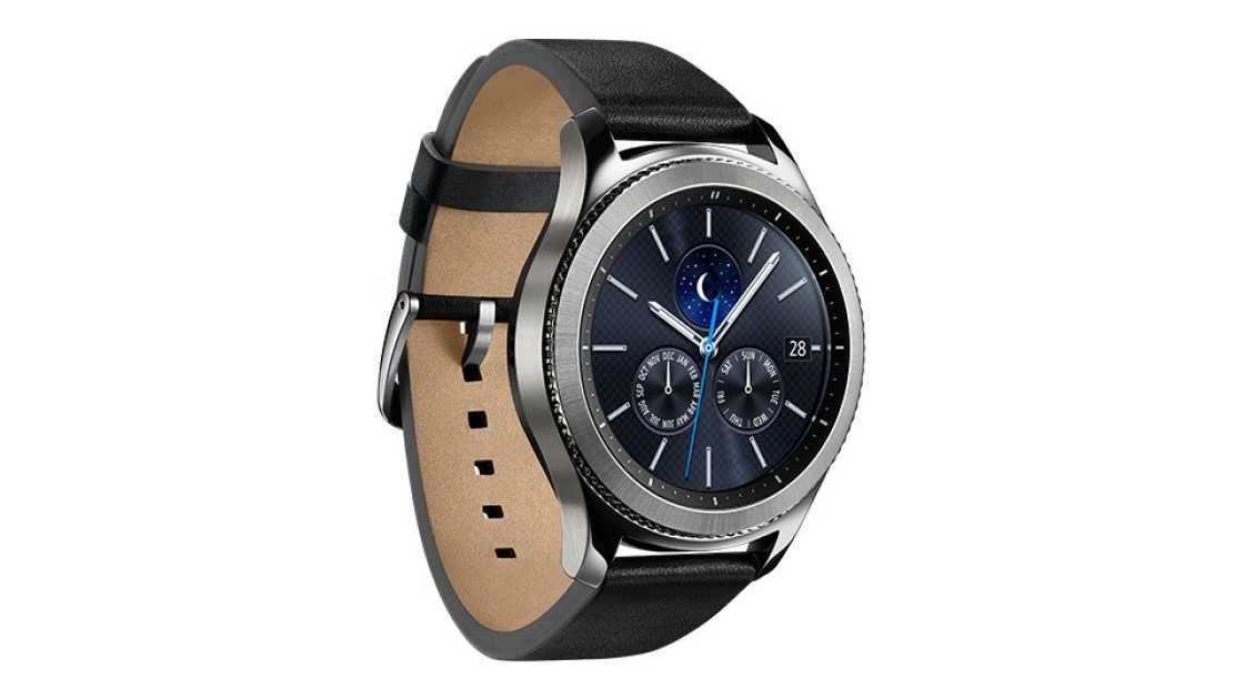 Samsung Gear S3 Classic Angled View